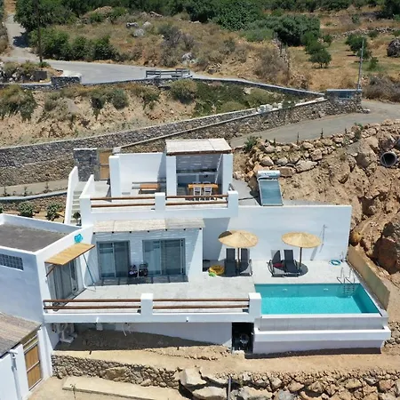 Pyrgos Exclusive Sellía