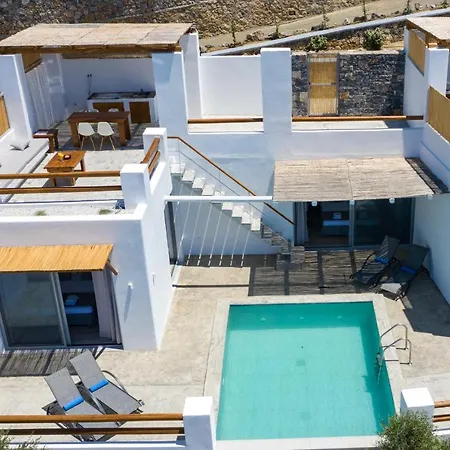 Pyrgos Exclusive